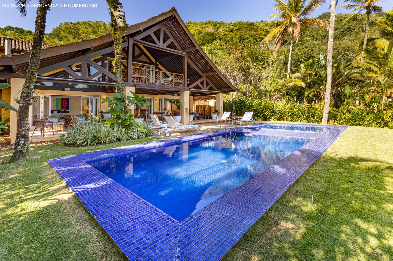 Casa de Condomínio à venda com 7 quartos, 1100m² - Foto 1