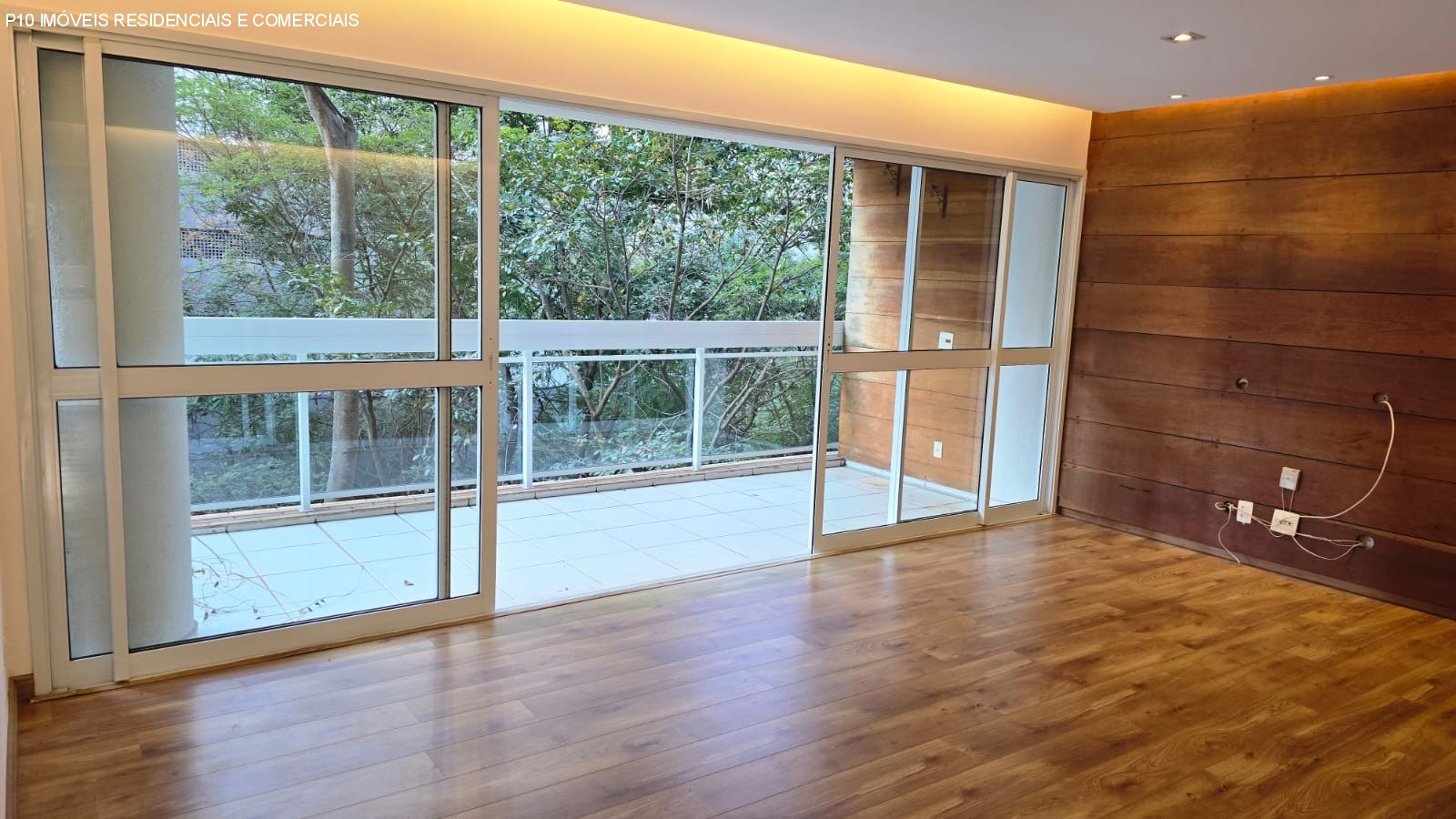 Apartamento, 3 quartos, 132 m² - Foto 2