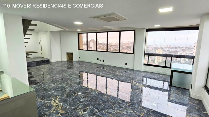 Cobertura à venda com 3 quartos, 210m² - Foto 1