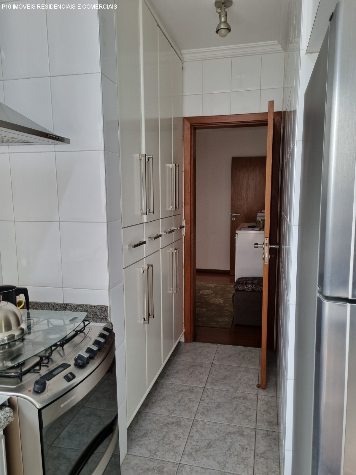 Apartamento à venda com 3 quartos, 156m² - Foto 11