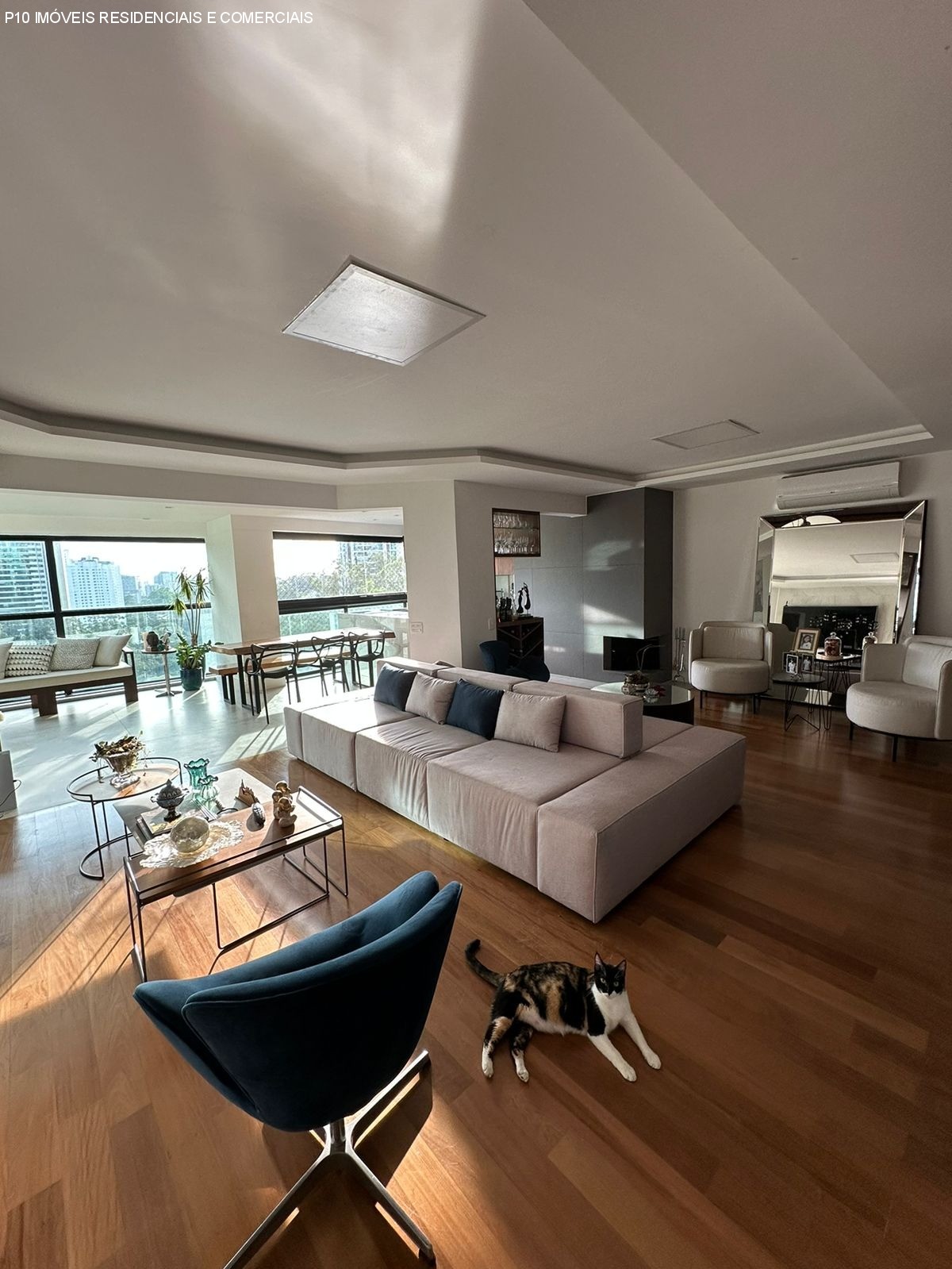 Apartamento, 4 quartos, 242 m² - Foto 1