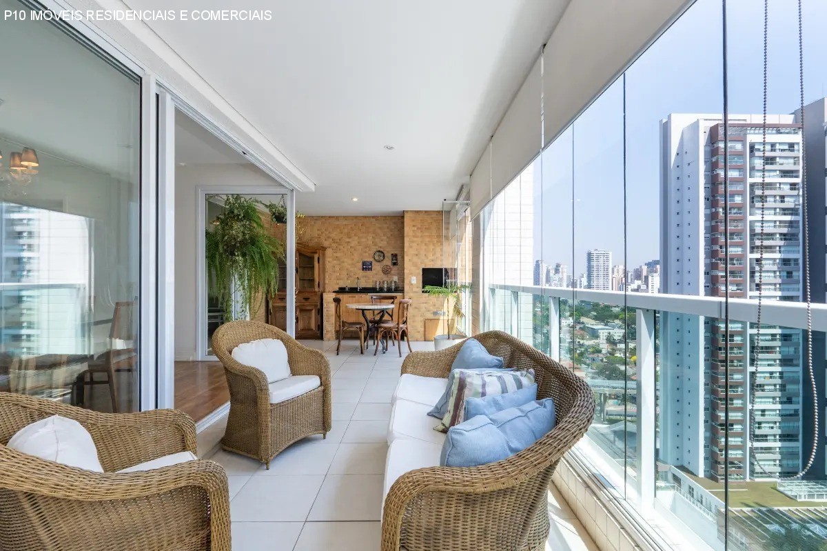 Apartamento, 3 quartos, 161 m² - Foto 1
