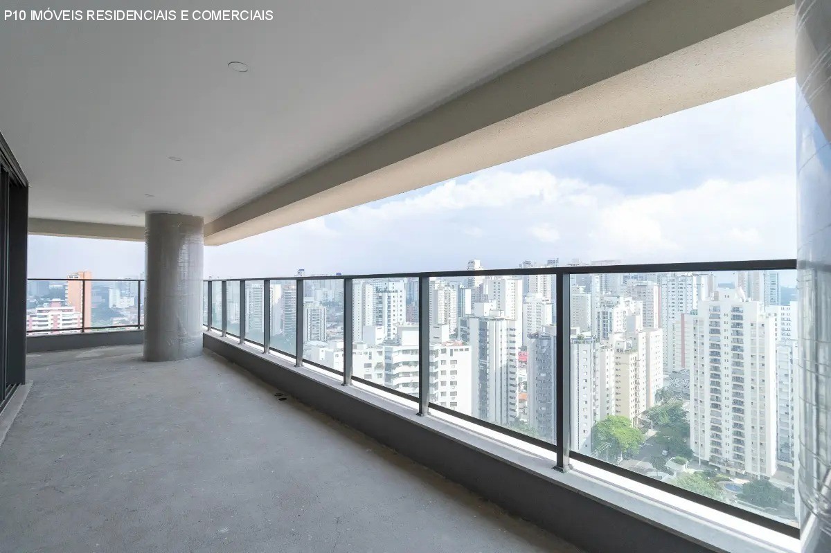 Apartamento, 3 quartos, 211 m² - Foto 1