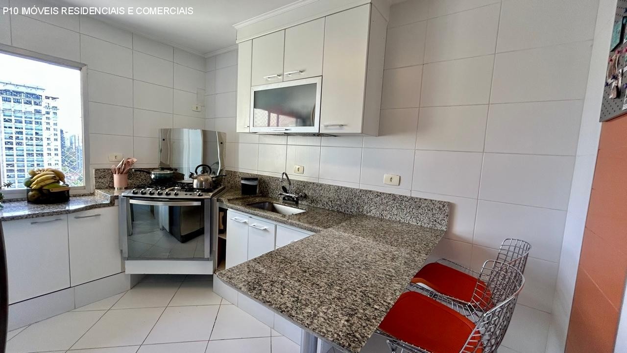 Apartamento à venda com 3 quartos, 124m² - Foto 9