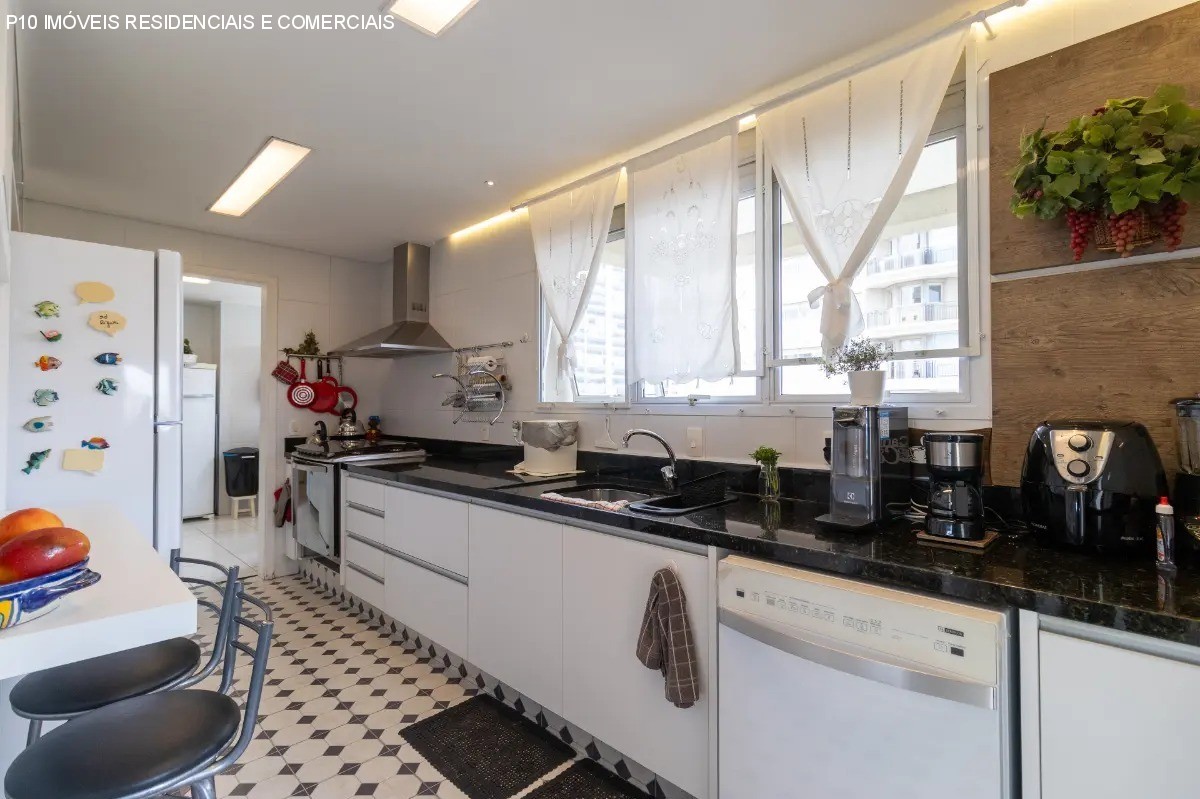 Apartamento à venda com 3 quartos, 251m² - Foto 20