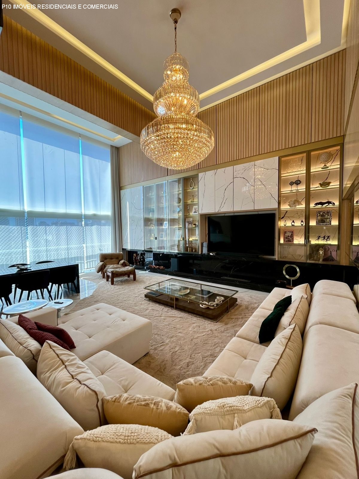 Apartamento, 4 quartos, 238 m² - Foto 1