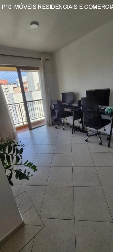 Apartamento à venda com 2 quartos, 67m² - Foto 1