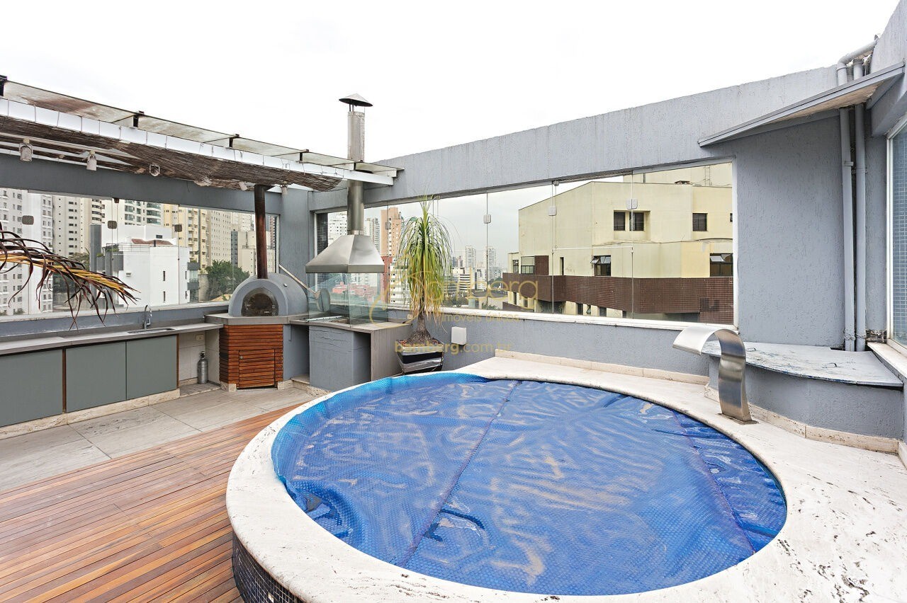 Cobertura, 3 quartos, 221 m² - Foto 1