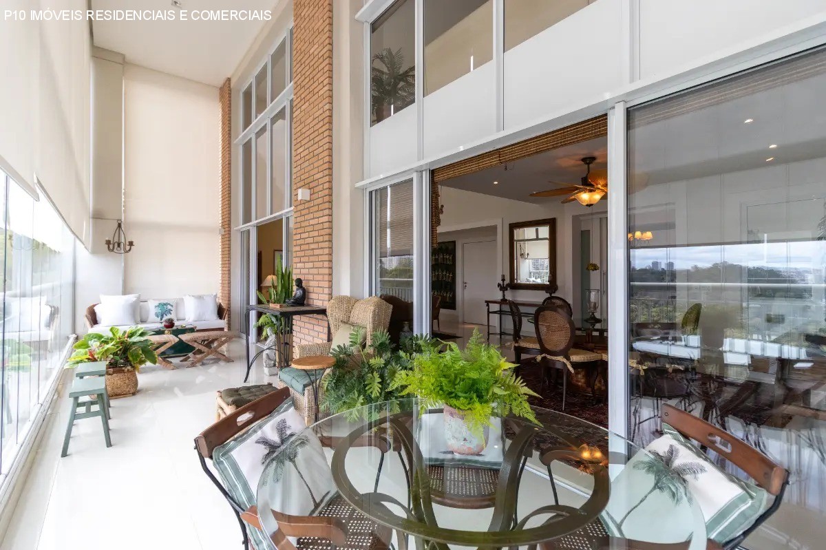 Apartamento à venda com 3 quartos, 251m² - Foto 4