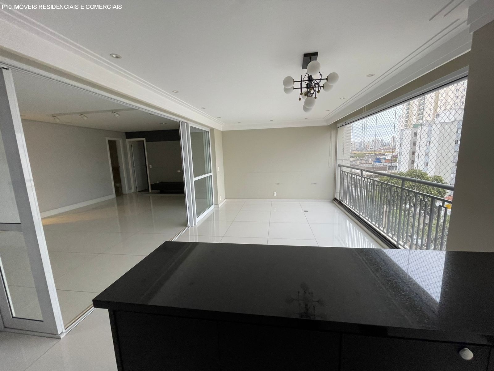 Apartamento, 3 quartos, 140 m² - Foto 1