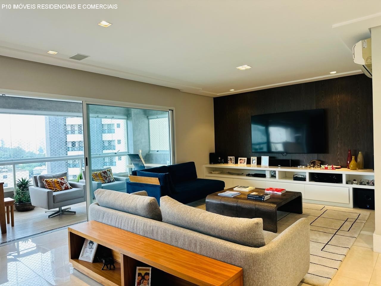 Apartamento, 4 quartos, 211 m² - Foto 1