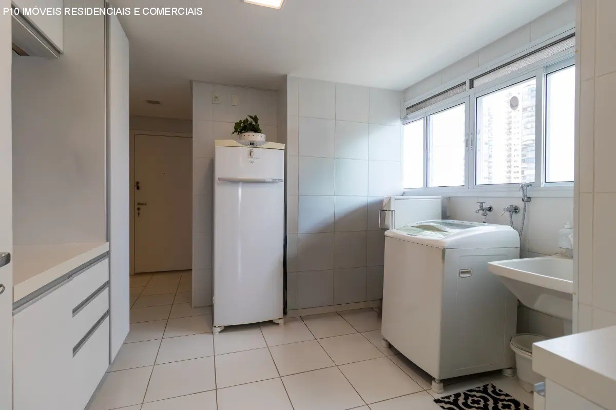 Apartamento à venda com 3 quartos, 251m² - Foto 49