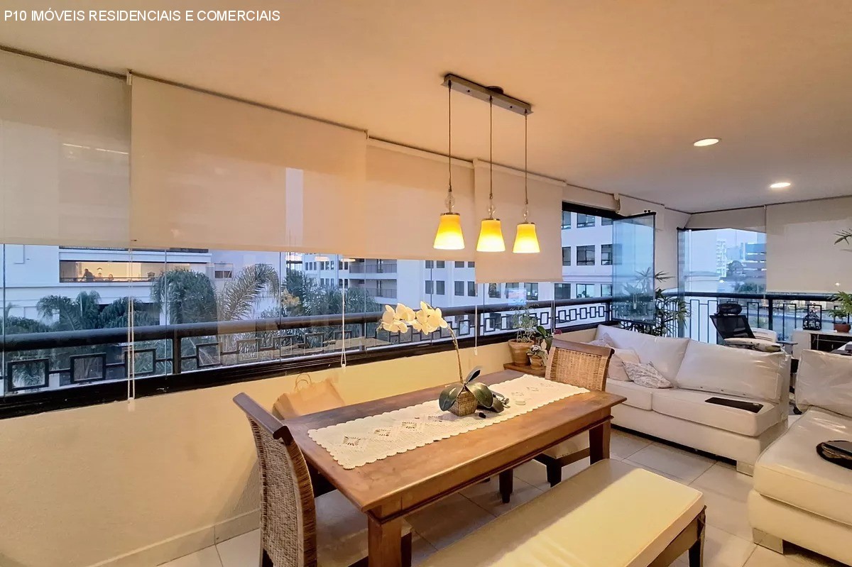 Apartamento à venda com 3 quartos, 167m² - Foto 1