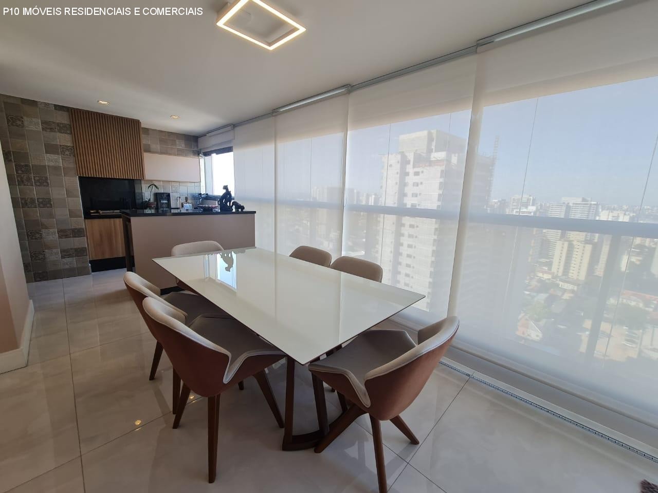 Apartamento, 3 quartos, 160 m² - Foto 1