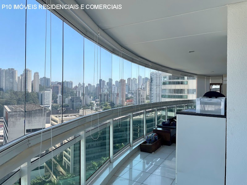 Apartamento, 4 quartos, 261 m² - Foto 1