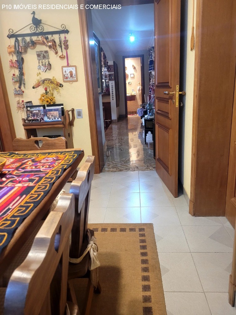 Apartamento, 3 quartos, 220 m² - Foto 13