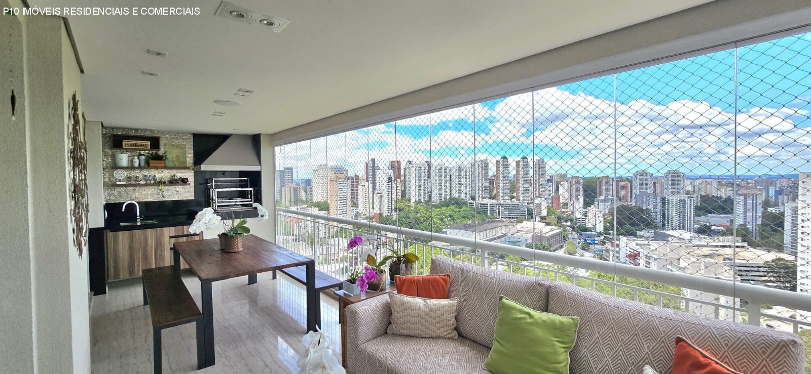 Apartamento, 3 quartos, 223 m² - Foto 1
