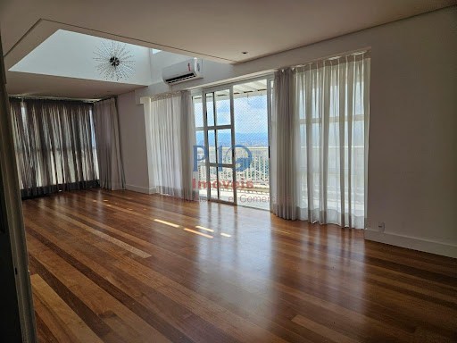 Cobertura, 4 quartos, 300 m² - Foto 1
