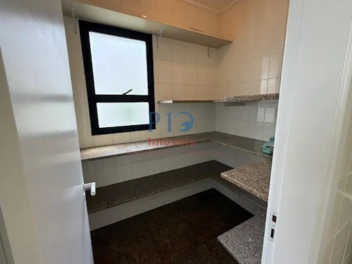 Cobertura, 3 quartos, 216 m² - Foto 9