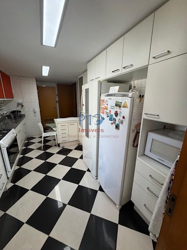 Apartamento, 4 quartos, 210 m² - Foto 8