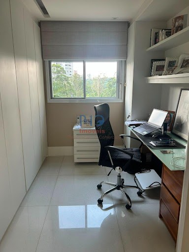 Apartamento, 3 quartos, 200 m² - Foto 17