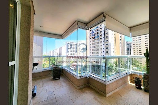 Apartamento, 3 quartos, 195 m² - Foto 2