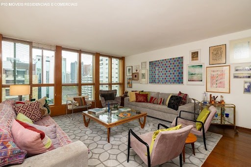 Apartamento, 3 quartos, 256 m² - Foto 1