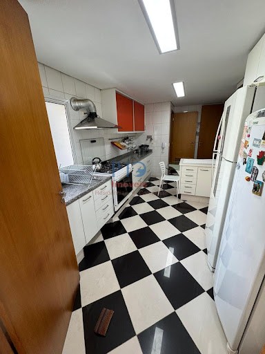 Apartamento, 4 quartos, 210 m² - Foto 11
