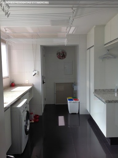 Apartamento, 3 quartos, 260 m² - Foto 2