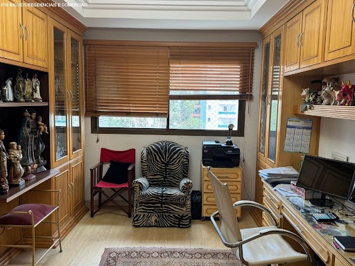 Apartamento, 3 quartos, 242 m² - Foto 10