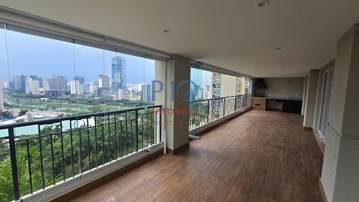 Apartamento, 3 quartos, 247 m² - Foto 11