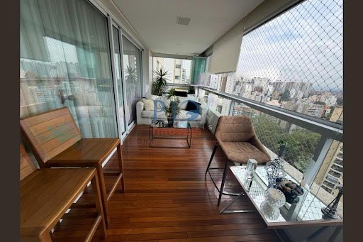 Apartamento, 4 quartos, 211 m² - Foto 1