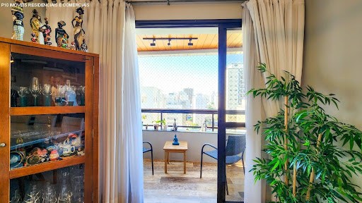 Apartamento, 4 quartos, 216 m² - Foto 2