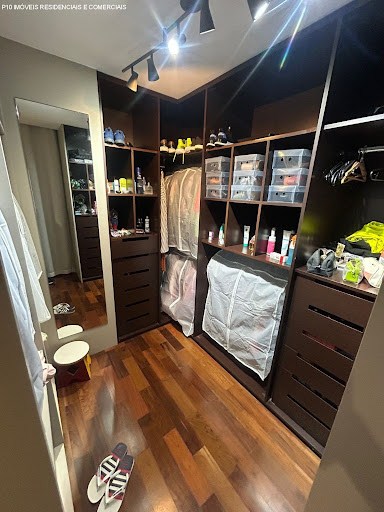 Casa, 4 quartos, 270 m² - Foto 32