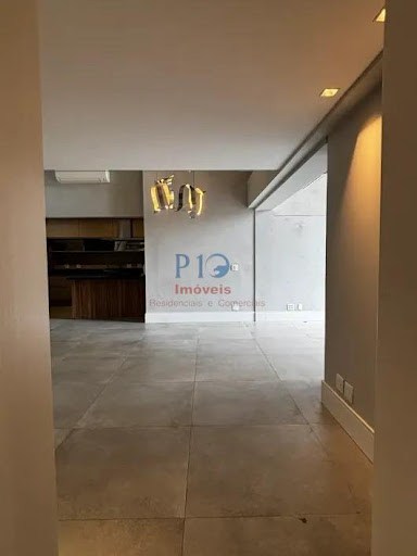 Apartamento, 4 quartos, 199 m² - Foto 2