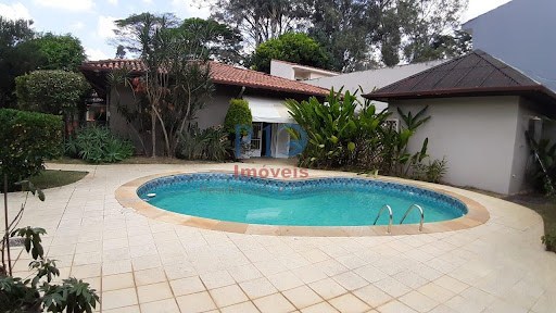 Casa, 7 quartos, 1000 m² - Foto 1