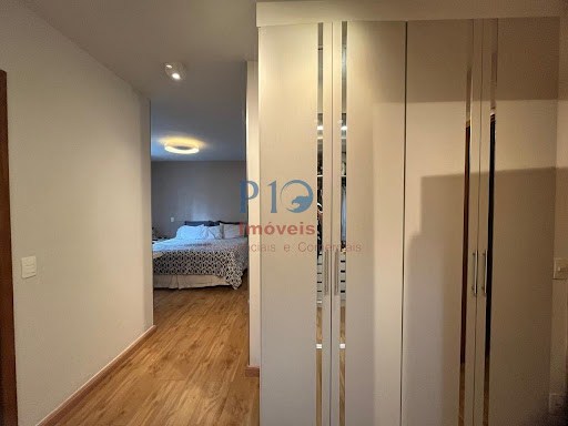 Apartamento, 3 quartos, 194 m² - Foto 2