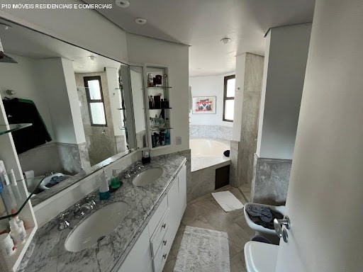 Apartamento, 3 quartos, 476 m² - Foto 2