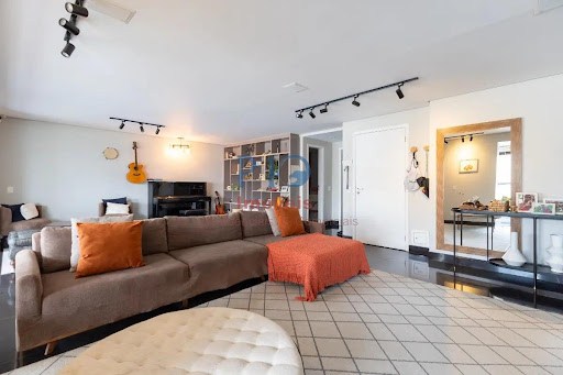 Apartamento, 3 quartos, 167 m² - Foto 2