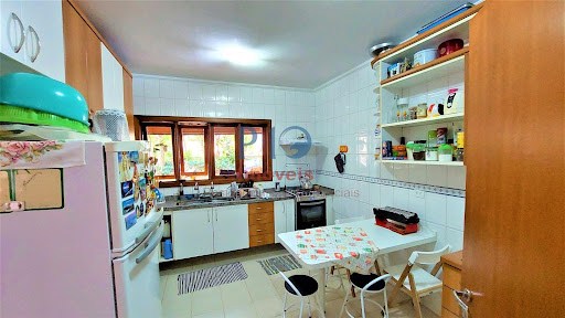 Casa, 4 quartos, 210 m² - Foto 13