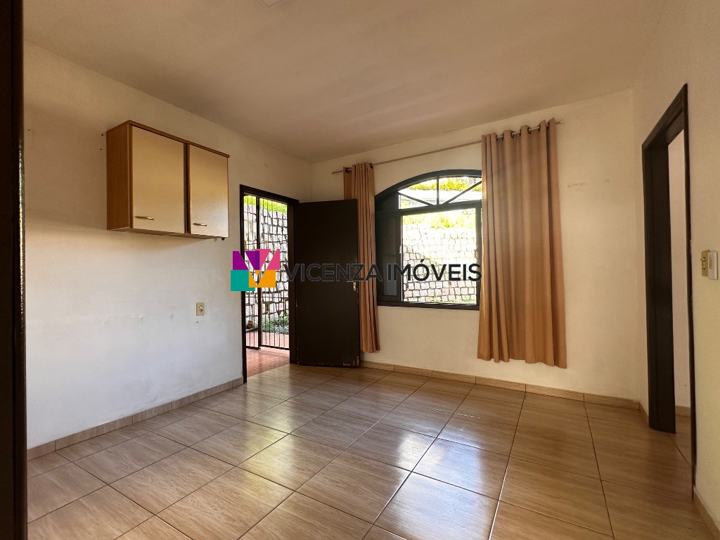 Casa, 4 quartos, 144 m² - Foto 3