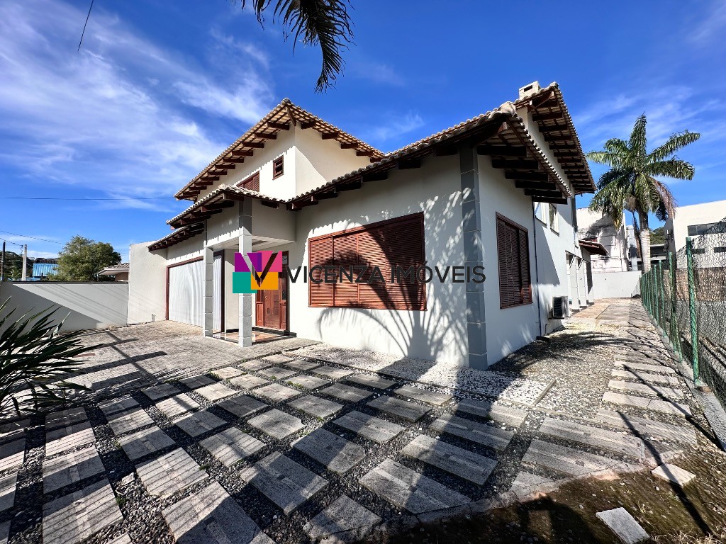 Casa, 4 quartos - Foto 1