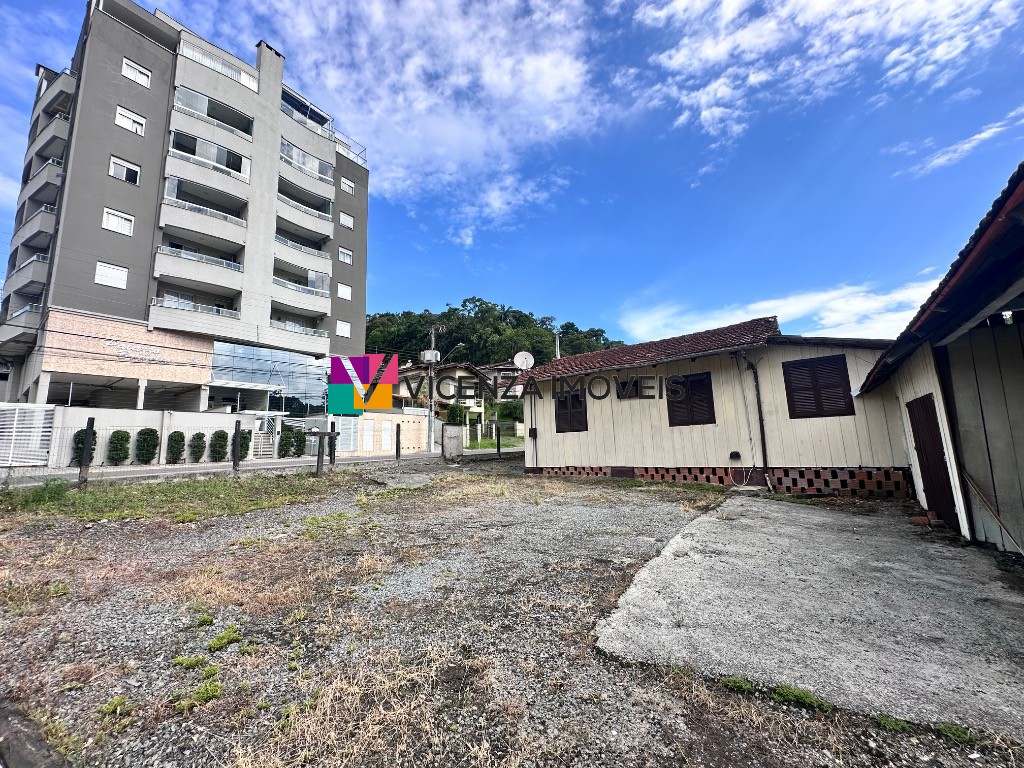 Loteamento e Condomínio, 418 m² - Foto 1