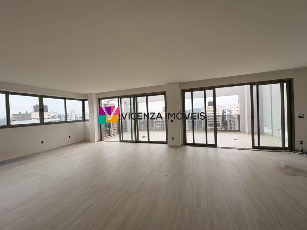 Cobertura, 4 quartos, 332 m² - Foto 2