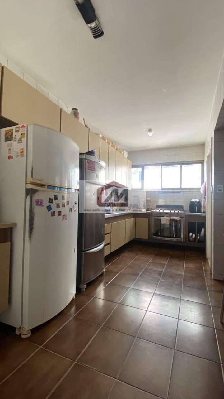 Apartamento, 3 quartos, 245 m² - Foto 11