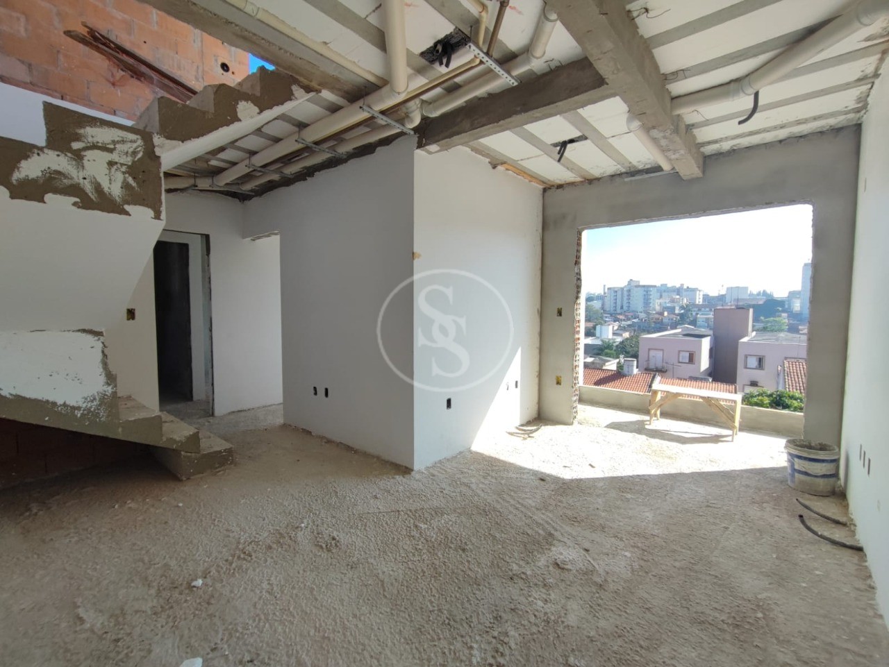 Cobertura à venda com 3 quartos, 154m² - Foto 2