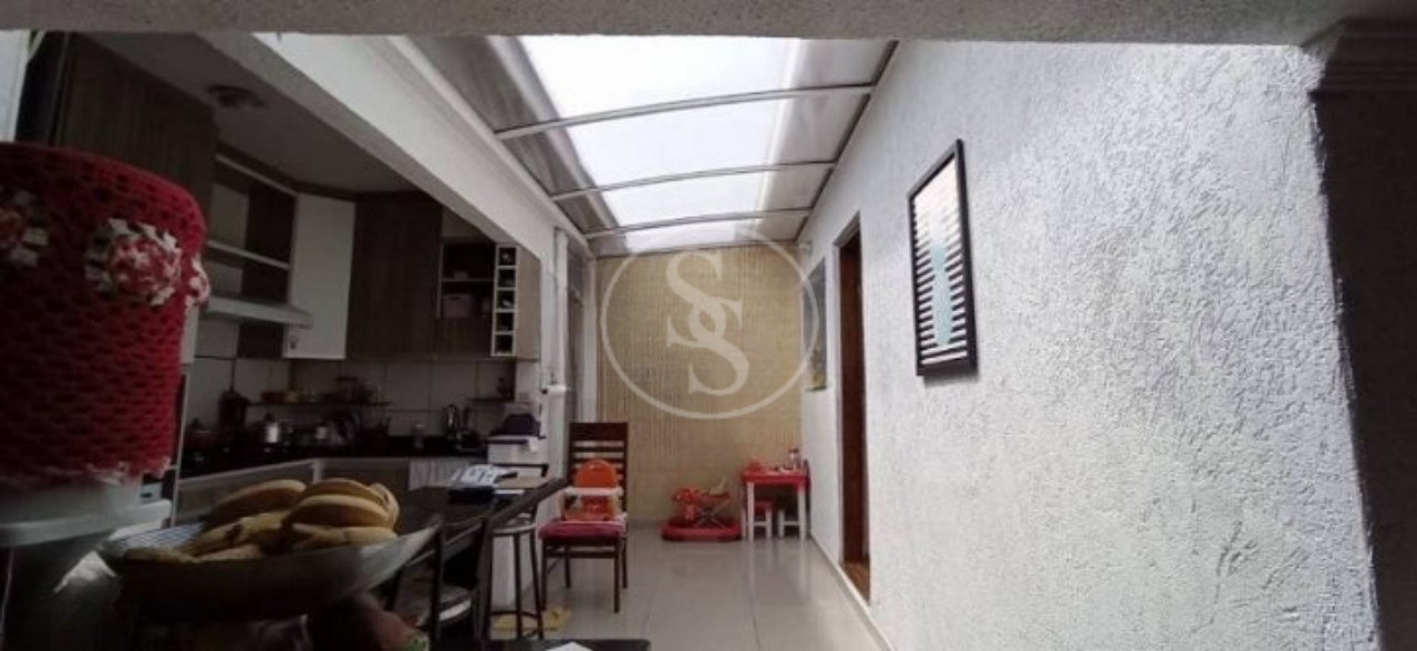 Casa à venda com 3 quartos, 168m² - Foto 14