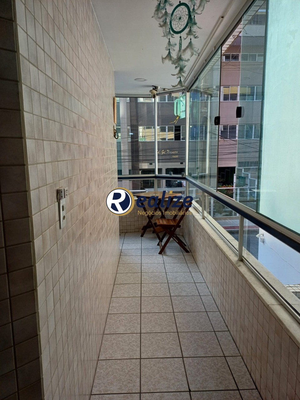 Apartamento composto por 3 quartos á venda na Praia do Morro, Guarapari-ES -
