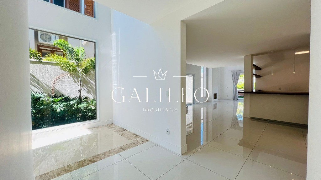 Casa, 5 quartos, 350 m² - Foto 1