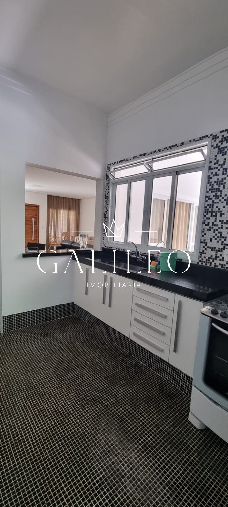 Casa, 3 quartos, 245 m² - Foto 49